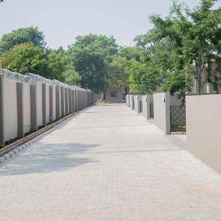 Longhorn Executive Apartments Lusaka Eksteriør bilde